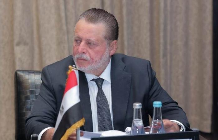 محافظ البنك المركزي المصري يشارك في اجتماع ...