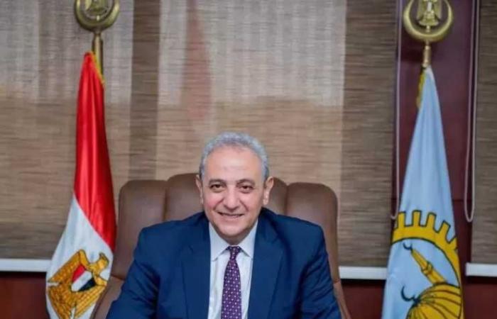 محافظ
      الغربية
      يشدد
      على
      الضرب
      بيد
      من
      حديد
      ضد
      مخالفات
      البناء
      في
      المحلة