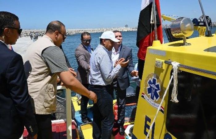 تصنيع محلي بمعايير عالمية.. رئيس الوزراء يشهد تشغيل أول لنش إسعاف بحري بالإسكندرية