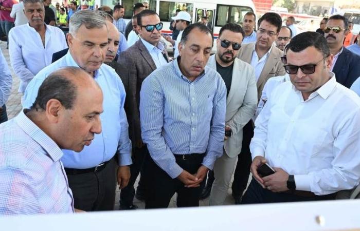 خلال جولته بالمحافظة .. رئيس الوزراء يتفقد مشروع إنشاء محور السادات «كوبري 45» بالإسكندرية