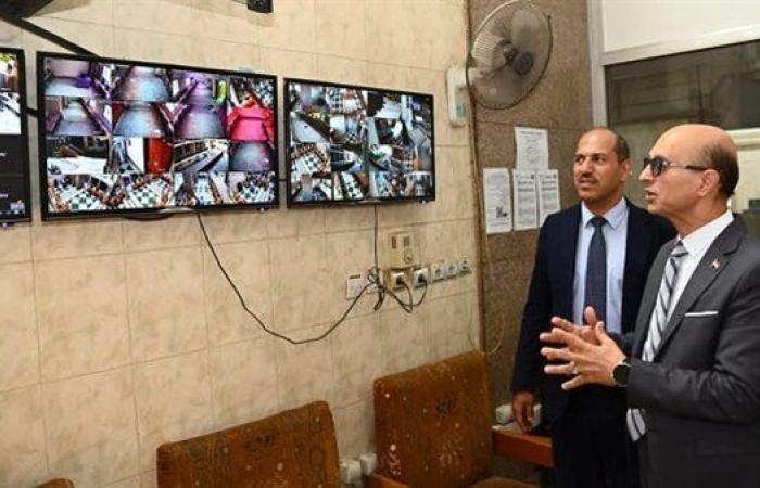 رئيس جامعة أسيوط يتابع جاهزية معامل التنسيق لكلية الآداب والمدينة الجامعية لاستقبال الطلاب