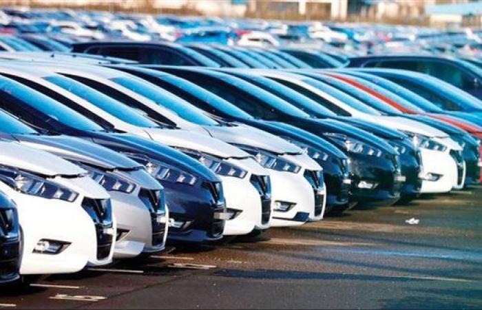 أسعار السيارات تهبط 15% في مصر.. ركود السوق أم بداية انتعاش؟