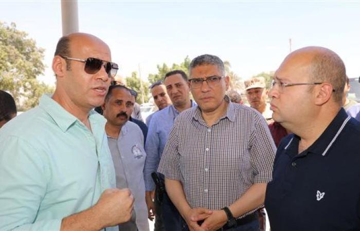 محافظ الجيزة يكلف بسرعة التشغيل التجريبي لموقف السرفيس بالصف