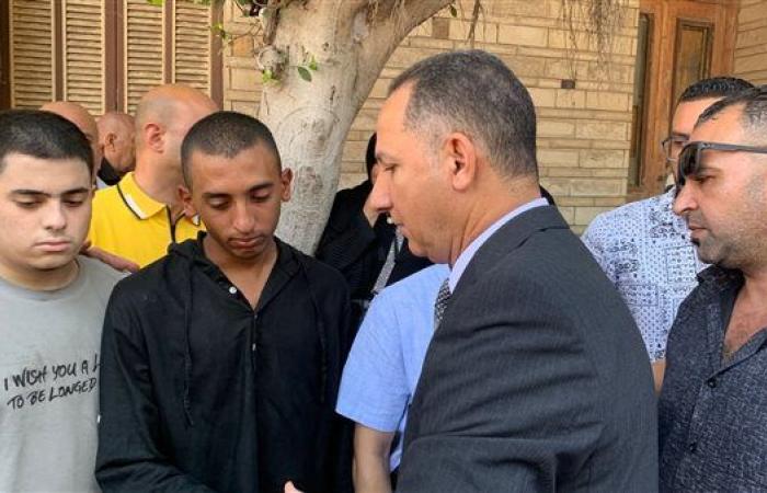 واجه قنابل الإخوان بشجاعة.. مدير أمن بورسعيد يشارك في تشييع جثمان العقيد أحمد بلال