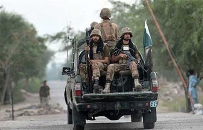 باكستان: اعتقال 5 أشخاص يشتبه في تخطيطهم لتنفيذ هجمات انتحارية