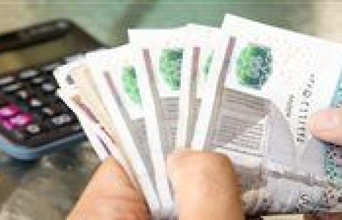زيادة مرتقبة.. 15% علاوة و700 جنيه حافز شهري للعاملين بقطاع البترول