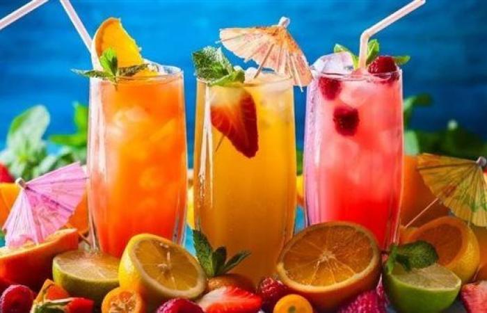 أفضل 10 مشروبات طبيعية لترطيب الجسم