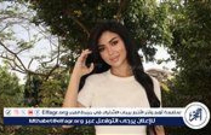 كارولين عزمي تخطف الأنظار بأحدث ظهور لها