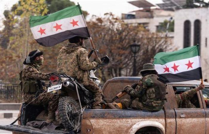 السفارة الأمريكية فى سوريا تدعو رعاياها للمغادرة برًا إلى الأردن