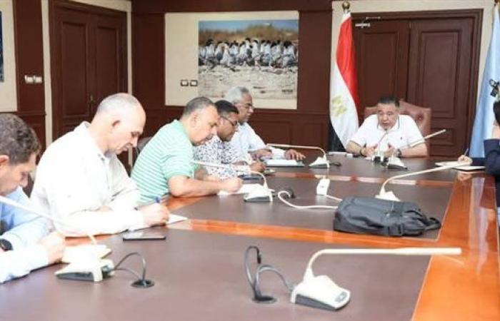 محافظ البحر الأحمر يعتمد تنسيق القبول بالمدارس الثانوية مع استثناء لطلاب الدمج