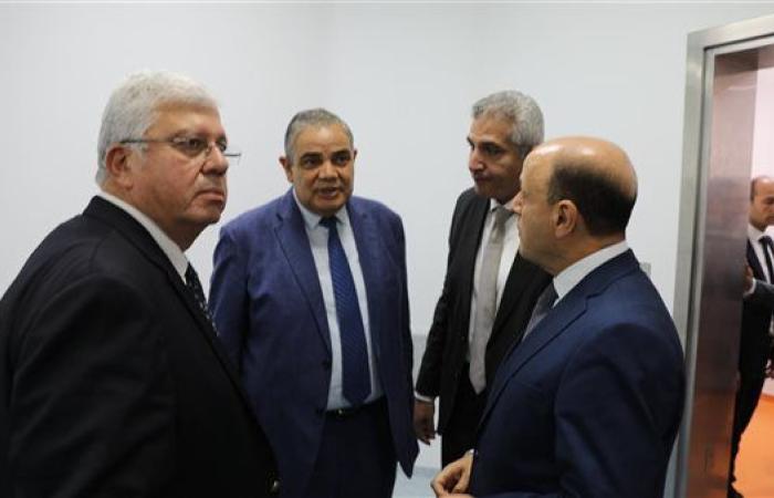 بتكلفة 4 مليارات و300 مليون جنيه.. وزير التعليم العالي يفتتح عددًا من المشروعات في كفرالشيخ