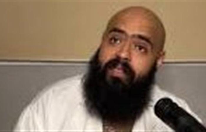 "ابن حلال مصفي".. عمرو سلامة يدافع عن البلوجر محمد عبد العاطي بعد القبض عليه