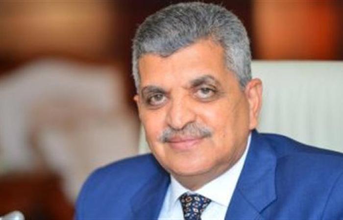 أسامة ربيع: نتحرك لتوطين صناعة القاطرات ...