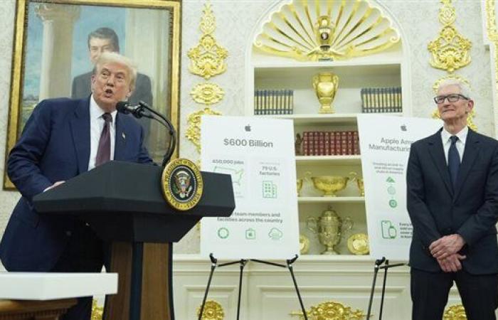 ترامب: "آبل" تعتزم تنفيذ استثمارات غير مسبوقة في الولايات المتحدة