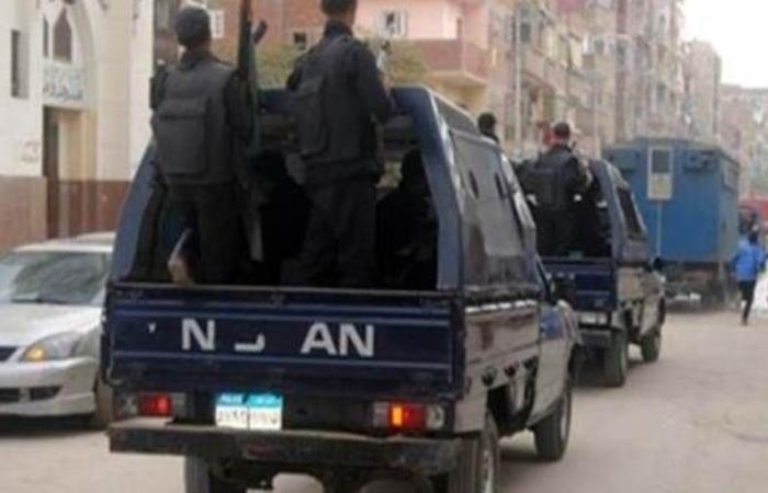 حملات أمنية تضبط 5 قضايا جلب مخدرات وتنفذ 696 حكما قضائيا في أسوان ودمياط