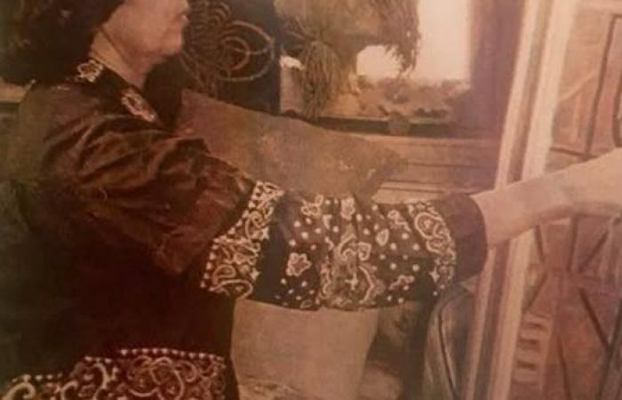 رموز خالدة (2) عفت ناجي.. الزنبقة البيضاء صاحبة العيون الثاقبة إبداعات تُجسّد الذاكرة البصرية للشرق وتُعيد صياغة الروح المصرية رفعت اسم مصر عاليًا عبر المشاركة في معارض دولية