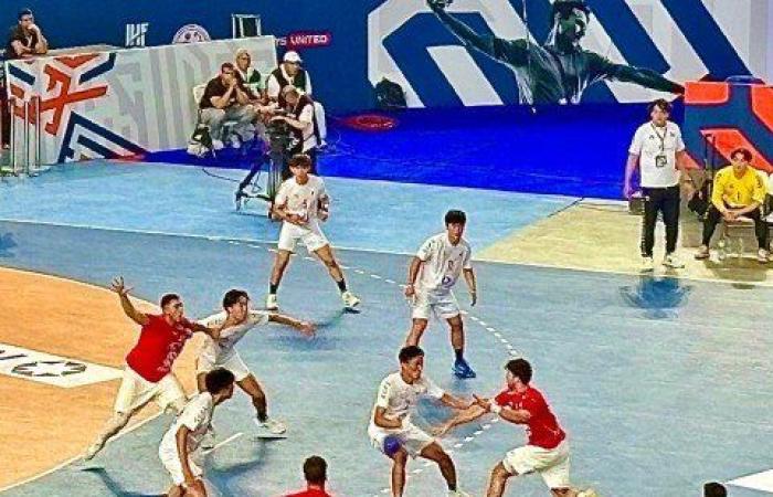 منتخب الناشئين "يقلب الطاولة" ويهزم اليابان ويتأهل متصدرًا للدور الرئيسي بمونديال اليد