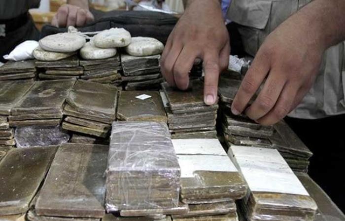 7 قضايا تجارة مخدرات وسلاح.. ضربات متتالية ضد بؤر إجرامية في أسوان ودمياط