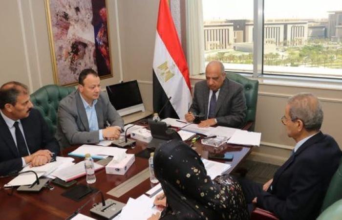 وزير الكهرباء: إعادة هيكلة الشركة المصرية كمشغل مستقل لمنظومة نقل التيار