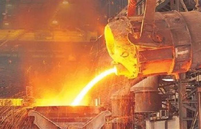 الدولة عنيها على صناعة الحديد.. خطط ضخمة لتشغيل مصنع الصلب في حلوان من جديد