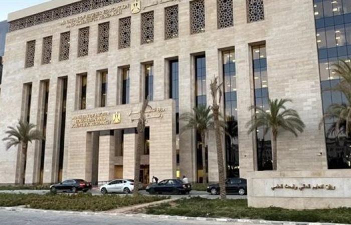 تنسيق الجامعات 2025.. الجمعة موعد غلق باب تسجيل الرغبات لطلاب المرحلة الثالثة