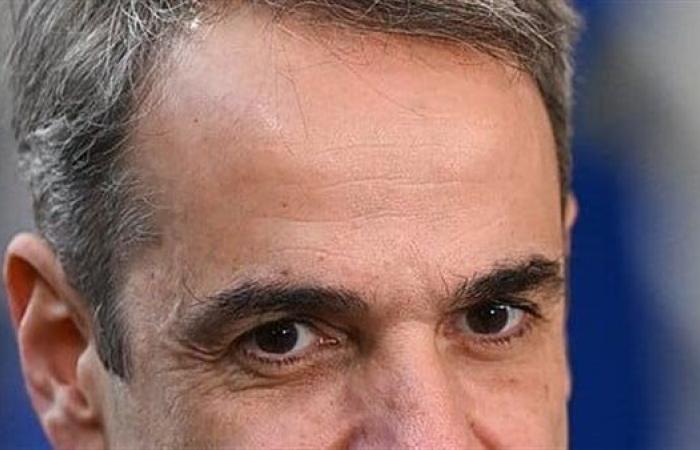 "اليونان: حلول صارمة للهجرة... من تعليق اللجوء إلى السجن"
