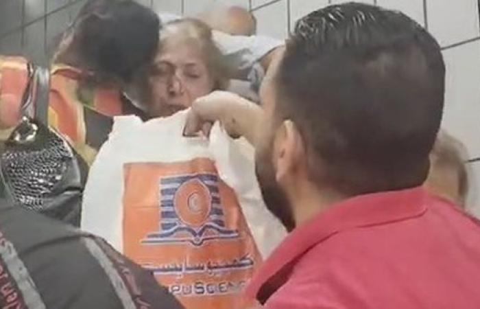 سقوط كرسي متحرك على السلم الكهربائي بمحطة مترو مسرة.. ماذا حدث؟