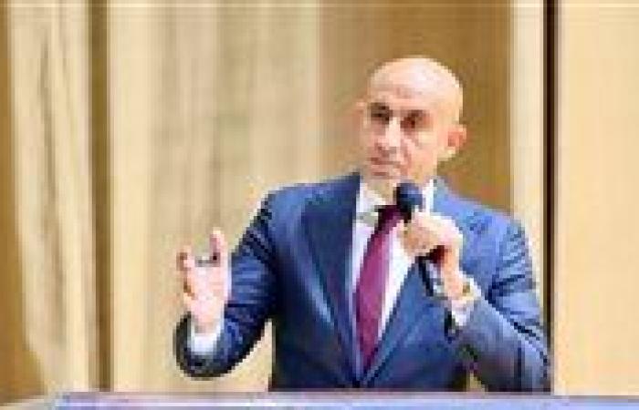 تفاصيل اجتماع “عبداللطيف” بـ4 آلاف من مديري المدارس الابتدائية والإعدادية
