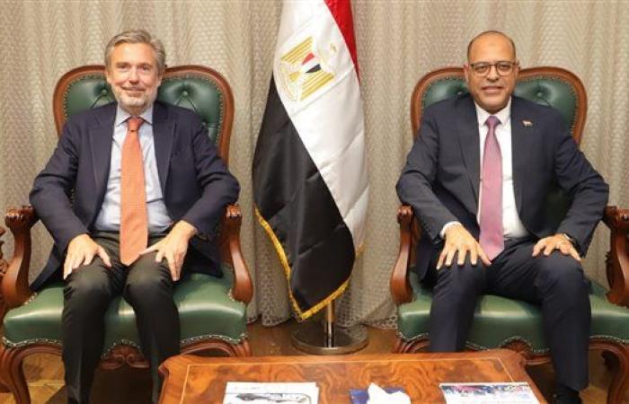 وزير العمل يبحث مع السفير الإيطالي بالقاهرة ملف تنقل العمالة واعتماد الشهادات المهنية