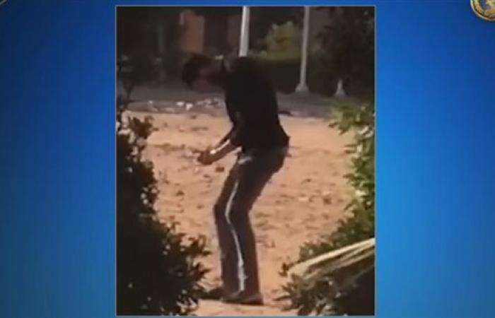 الداخلية تكشف ملابسات فيديو تعاطي شخص للمخدرات بالجيزة