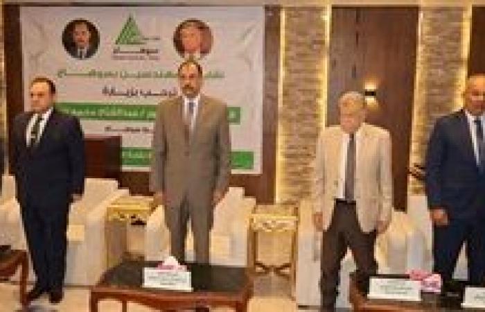 محافظ سوهاج يشهد احتفالية تكريم مهندسي نقابة المهندسين المشاركين في تطوير شارع المحطة