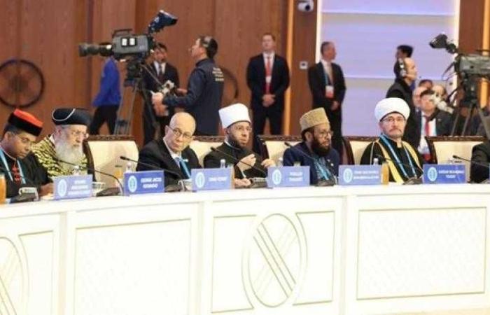 وزير الأوقاف يشهد الجلسة الافتتاحية للقمة الدولية الثامنة لزعماء الأديان بالعاصمة أستانا