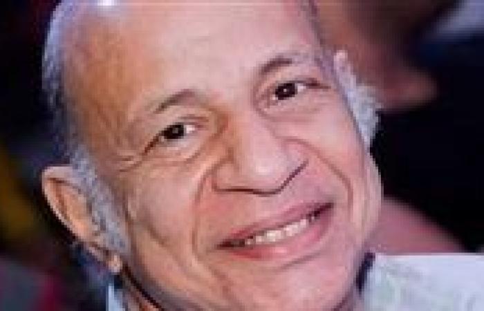 بعد استغاثته الأخيرة .. منير مكرم يكشف تطورات الحالة الصحية لـ عيد ابو الحمد