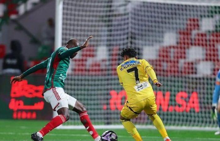 بث مباشر.. شاهد مباراة الاتفاق والتعاون في الدوري السعودي