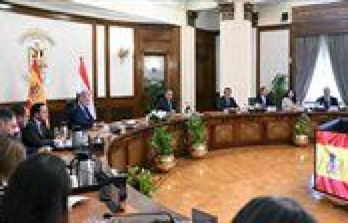 رئيس الوزراء يستقبل ملك أسبانيا بمقر الحكومة