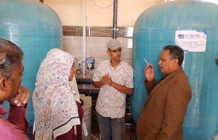 بدء تشغيل محطة تحلية المياه بدرب الأربعين بالوادي الجديد.. صور