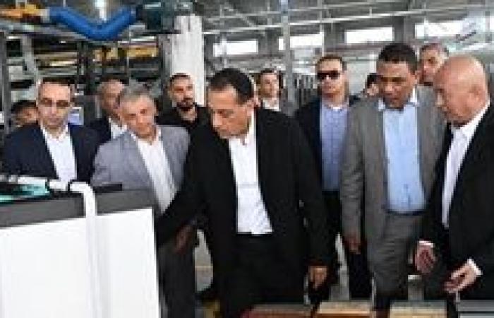 رئيس الوزراء يفتتح مصنع "هنجشينج" الصيني لتكنولوجيا المنسوجات باستثمارات قيمتها 70 مليون دولار