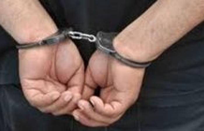 سقوط عاطل يتسول مرتديا ملابس نسائيه في الجيزه