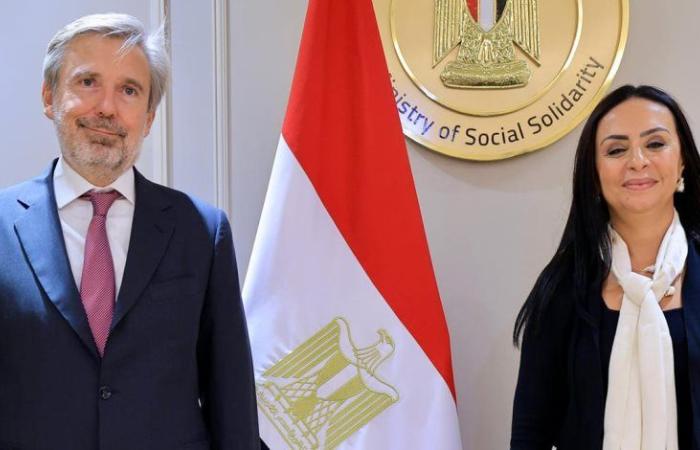 وزيرة التضامن الاجتماعي تلتقي سفير إيطاليا بالقاهرة لبحث سبل تعزيز التعاون المشترك