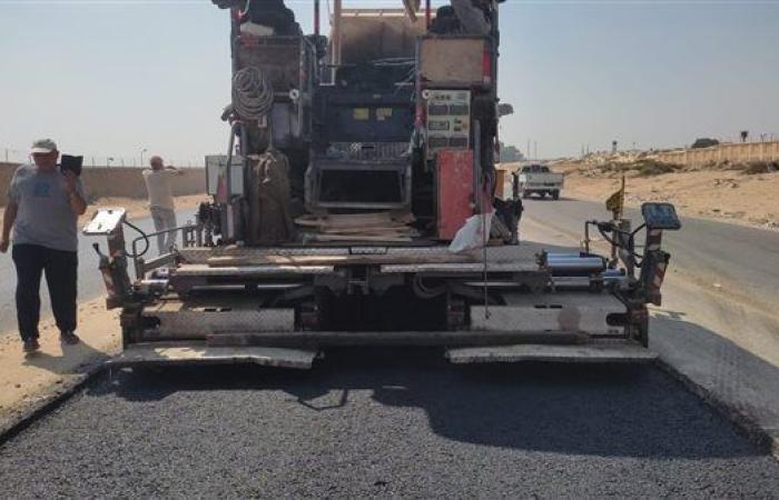 طفرة في شبكة الطرق بالقليوبية.. المحافظ يتابع مشروعات الرصف والتطوير