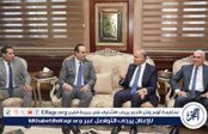 محافظ المنيا يلتقي رئيس هيئة الرعاية الصحية ويؤكد: التأمين الصحي الشامل نقلة نوعية في الخدمات الطبية