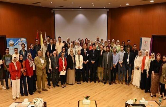 وزير التعليم العالي يرعى مؤتمرًا دوليًا لأبحاث السرطان بمدينة الأبحاث العلمية