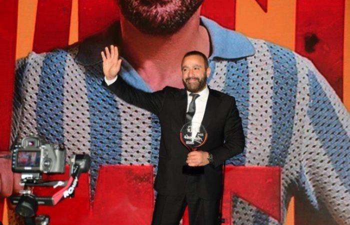 أحمد السقا يشارك متابعيه بصورة له من تكريمه في حفل دير جيست عبر إنستجرام