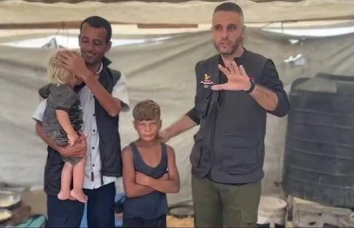 بعد ظهورهما تائهين.. الصغار الباكيان في غزة بأحضان اللجنة المصرية للإغاثة