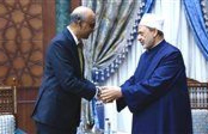 شيخ الأزهر يستقبل رئيس سنغافورة بمقر المشيخة