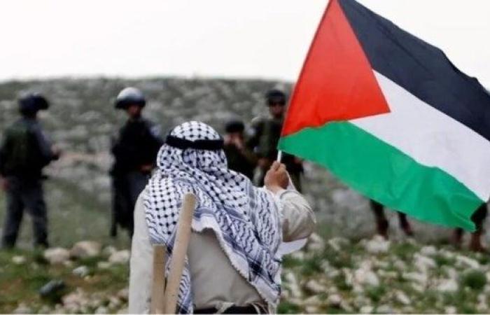 فتح: رفع العلم الفلسطيني في لندن لحظة فارقة في تاريخ النضال الفلسطيني