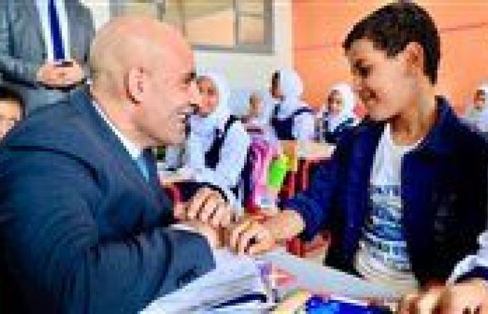 وزير التعليم يتفقد مدارس الشرقية.. ويناقش الطلاب في أهمية «البكالوريا»