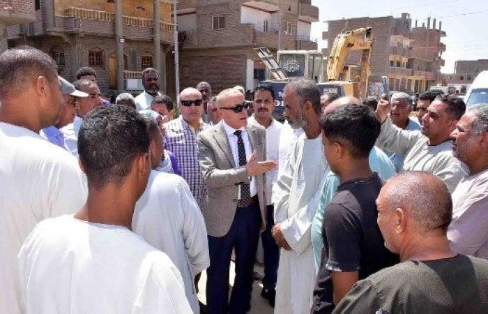 محافظ الأقصر يتفقد مشروعات الطرق الجارية بمركز ومدينة أرمنت