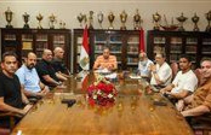 خالد الغندور: يكشف كواليس اجتماع مجلس إدارة الأهلي في غياب الخطيب