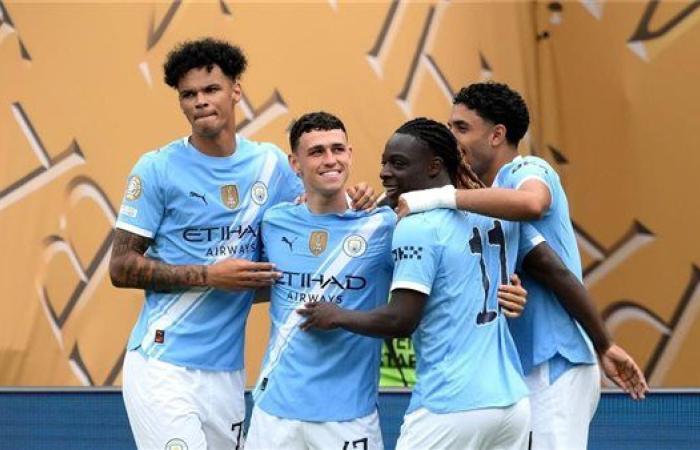 مانشستر سيتي يبدأ حملة الدفاع عن كبريائه أمام هدرسفيلد في كأس كاراباو